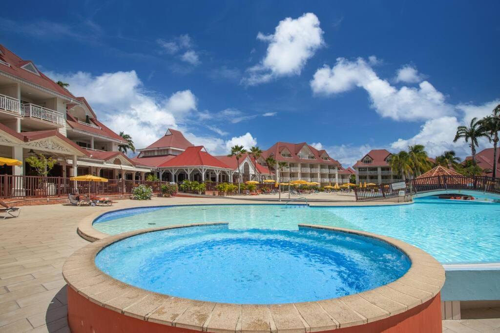 Suite Tropicale Village Vacances 상트루스 외부 사진